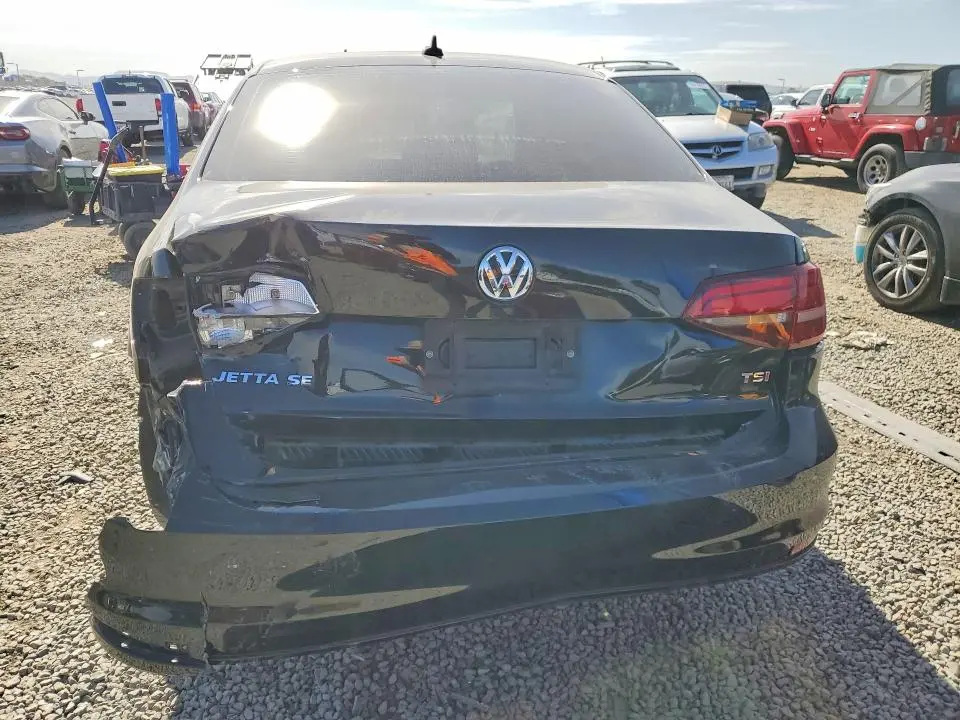 2017 VOLKSWAGEN JETTA SE  