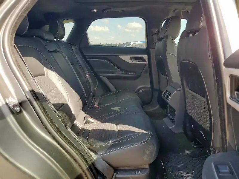 2019 JAGUAR F-PACE R - SPORT  