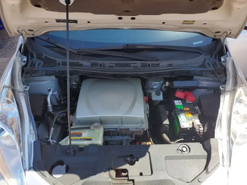 2017 NISSAN LEAF S  