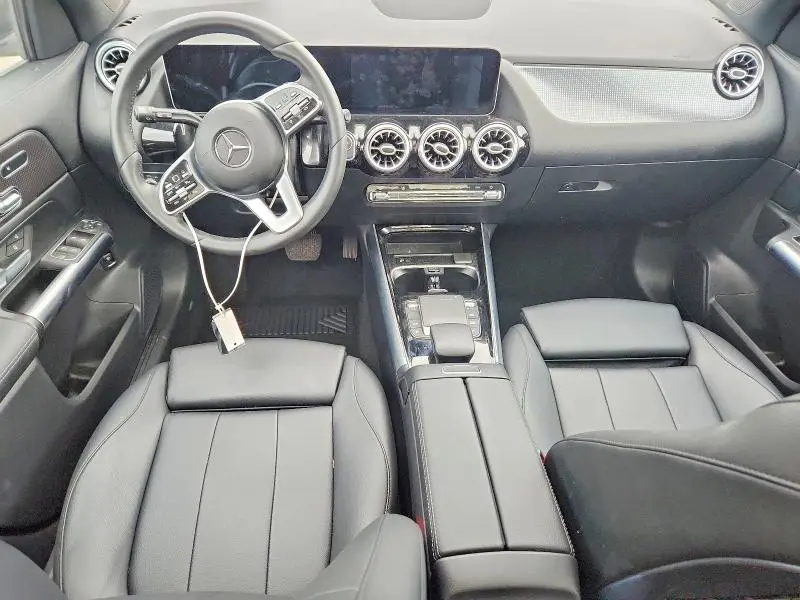 2021 MERCEDES-BENZ GLA 250 4MATIC  