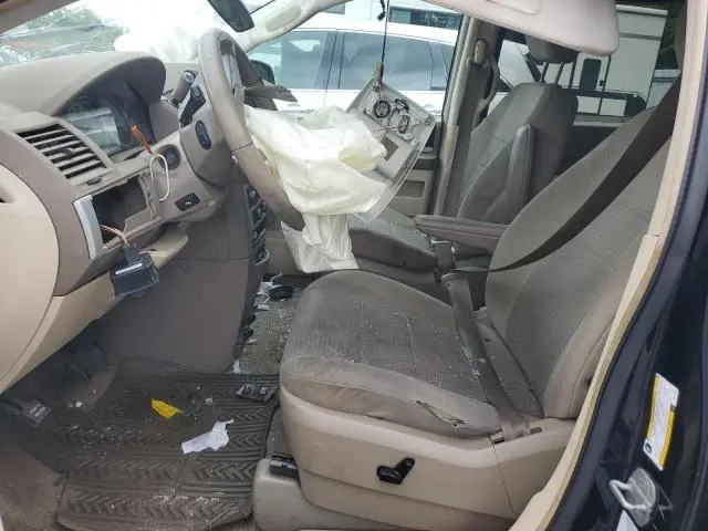 2010 CHRYSLER TOWN & COUNTRY TOURING  