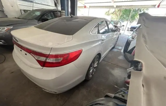 2013 HYUNDAI AZERA   
