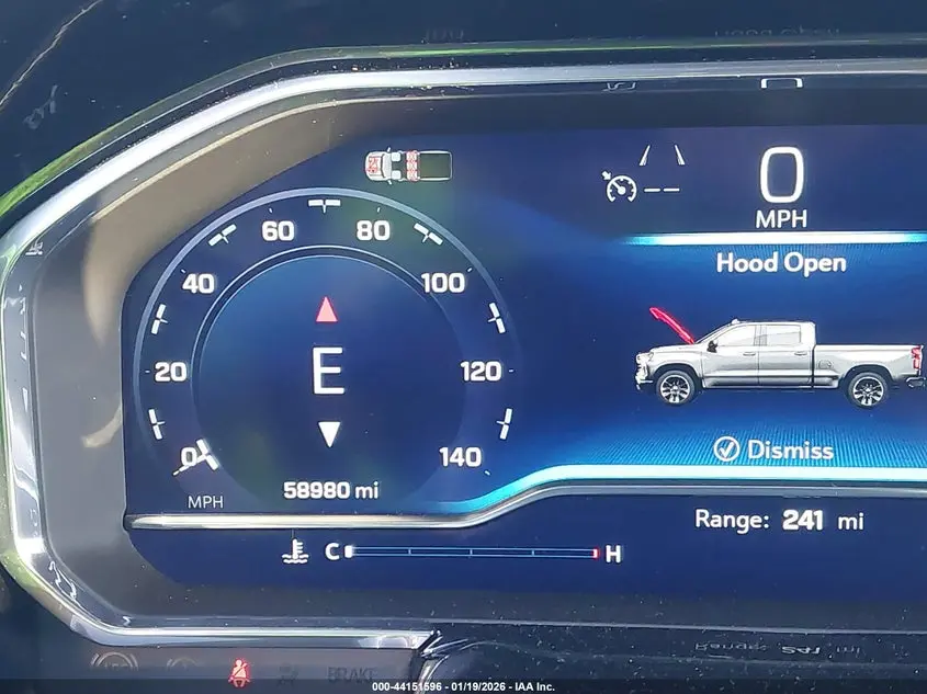 2024 CHEVROLET SILVERADO 1500 4WD  SHORT BED RST