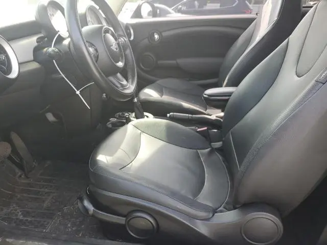 2013 MINI COOPER 