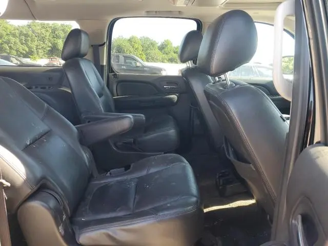 2012 CHEVROLET SUBURBAN C1500 LTZ  