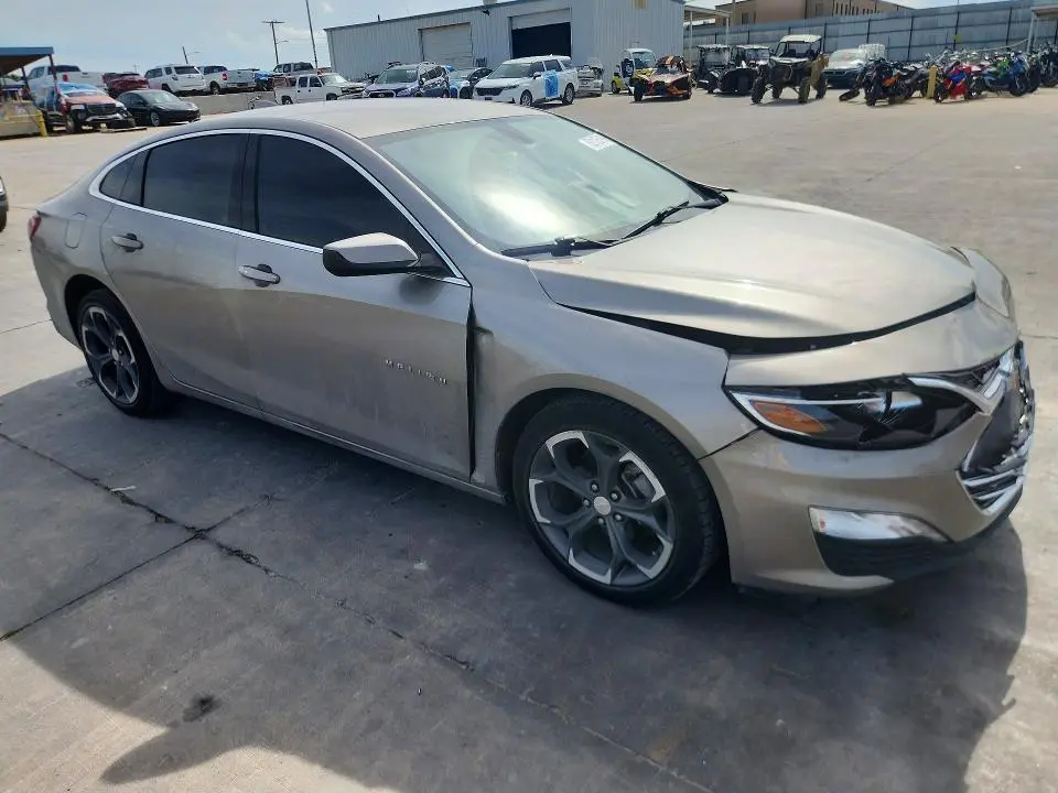 2022 CHEVROLET MALIBU LT  