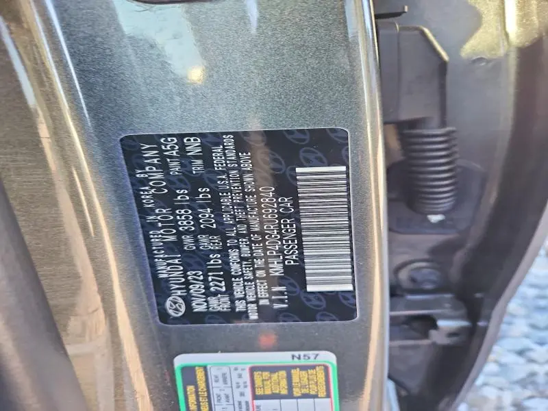 2024 HYUNDAI ELANTRA LIMITED  