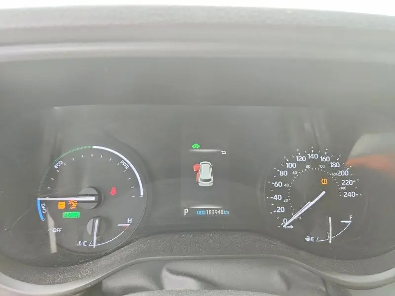 2022 TOYOTA SIENNA LE  