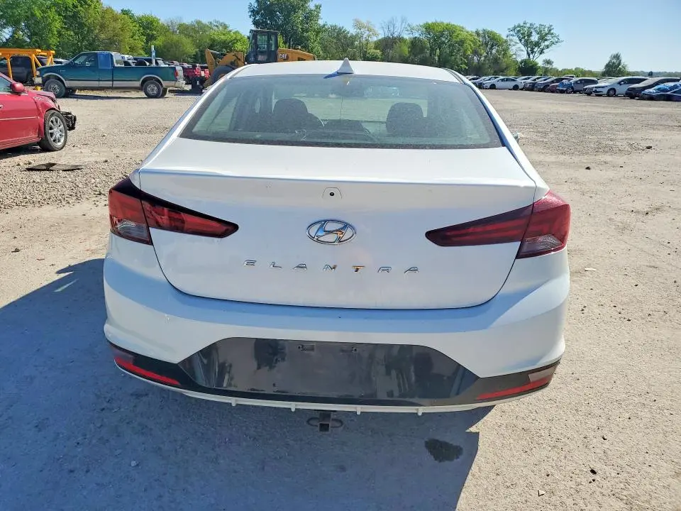 2019 HYUNDAI ELANTRA SEL  