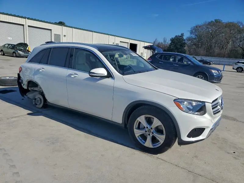 2018 MERCEDES-BENZ GLC 300  