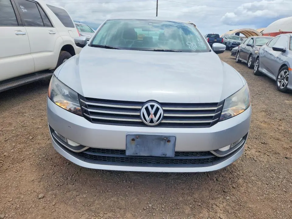 2015 VOLKSWAGEN PASSAT S  