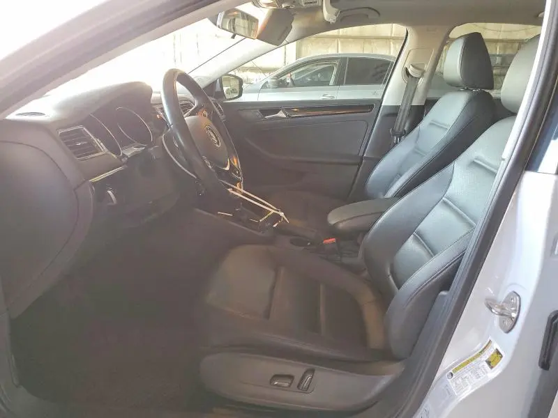 2017 VOLKSWAGEN JETTA SEL  