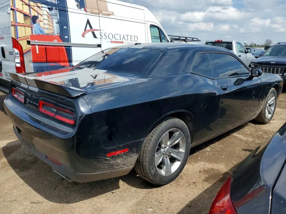 2018 DODGE CHALLENGER SXT  