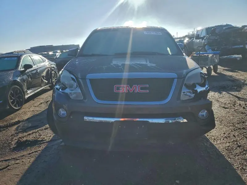2012 GMC ACADIA SLE  