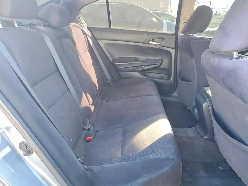 2011 HONDA ACCORD LX  