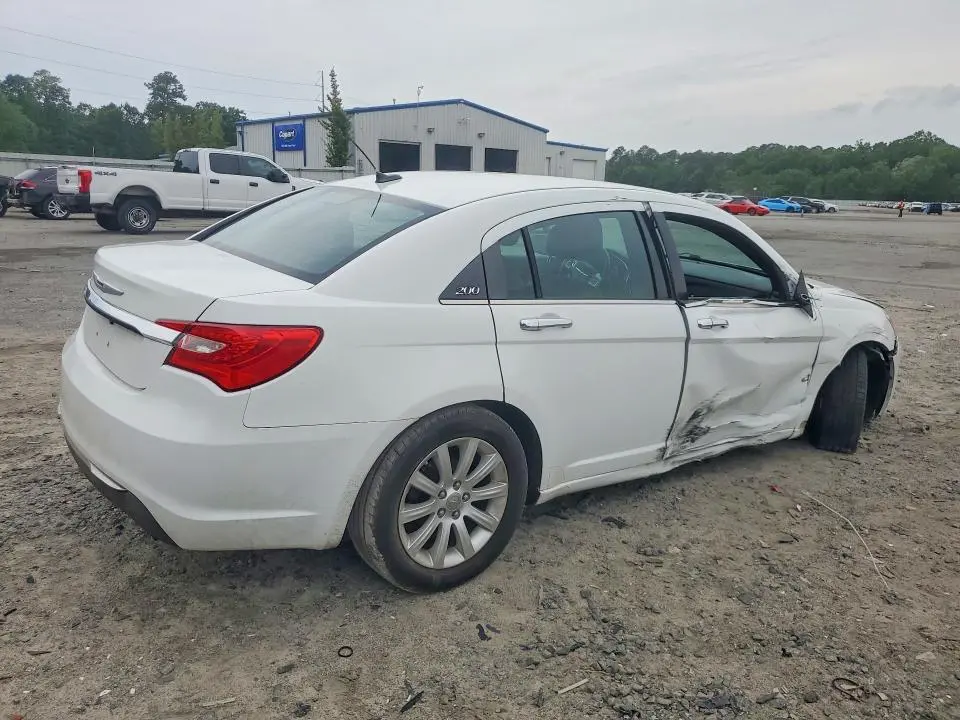 2014 CHRYSLER 200 LIMITED  