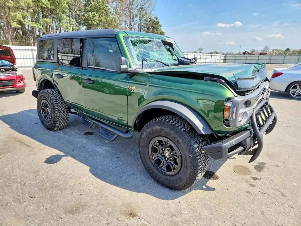 2024 FORD BRONCO BADLANDS  