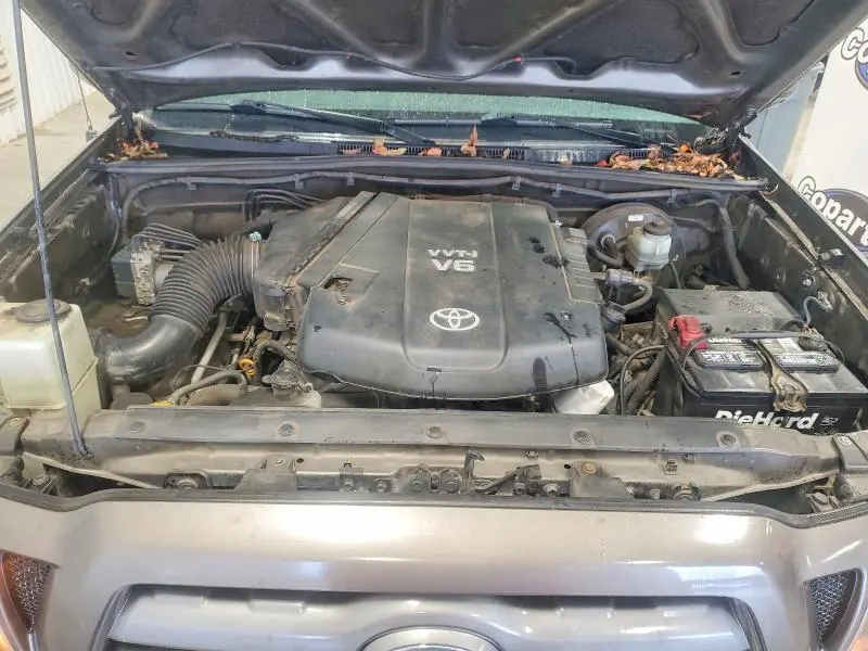 2010 TOYOTA TACOMA V6  