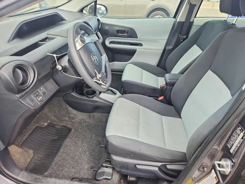 2014 TOYOTA PRIUS C TWO  