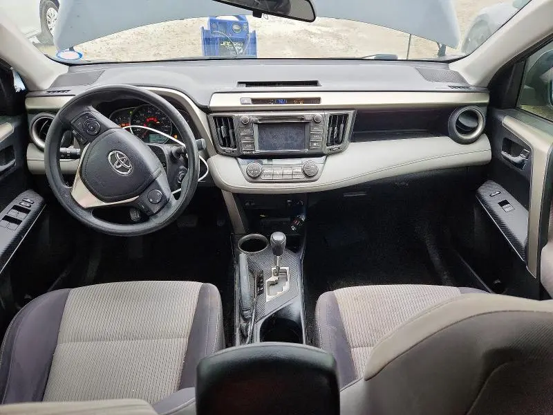 2014 TOYOTA RAV4 XLE  