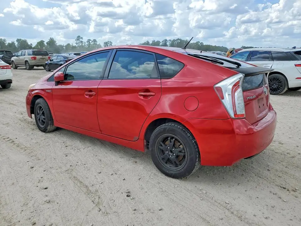 2013 TOYOTA PRIUS TWO  