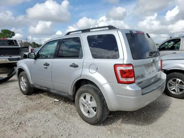 2011 FORD ESCAPE XLT  