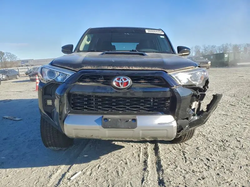 2019 TOYOTA 4RUNNER SR5/SR5 PREMIUM  