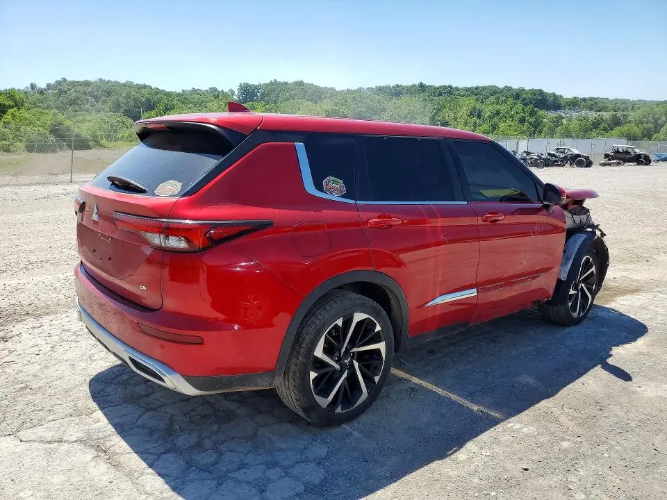 2022 MITSUBISHI OUTLANDER SE  