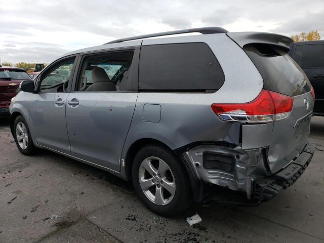 2014 TOYOTA SIENNA LE