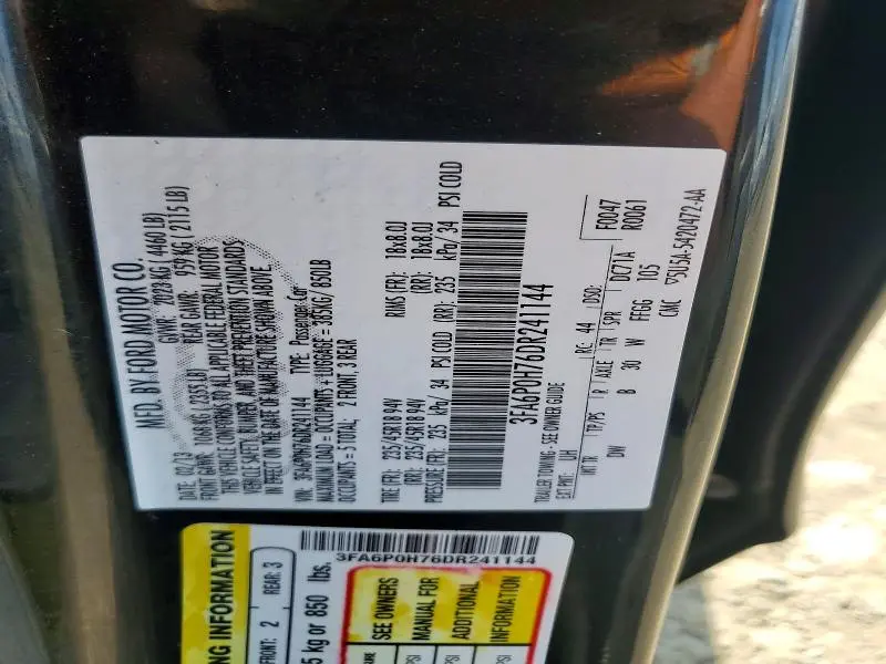 2013 FORD FUSION SE  