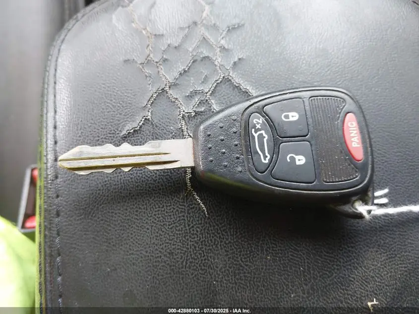 2014 CHRYSLER 200 LX