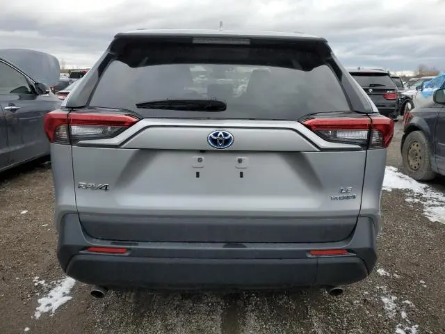 2022 TOYOTA RAV4 LE  