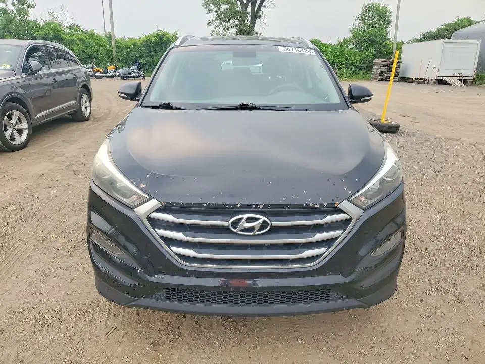 2018 HYUNDAI TUCSON SE  