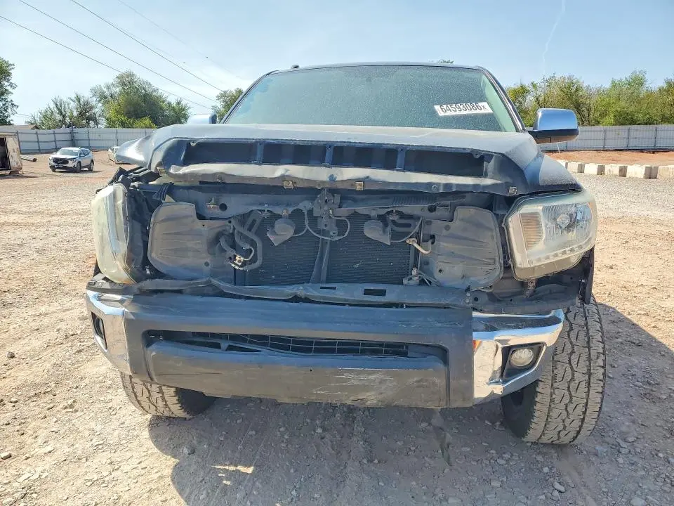 2014 TOYOTA TUNDRA CREWMAX LIMITED  