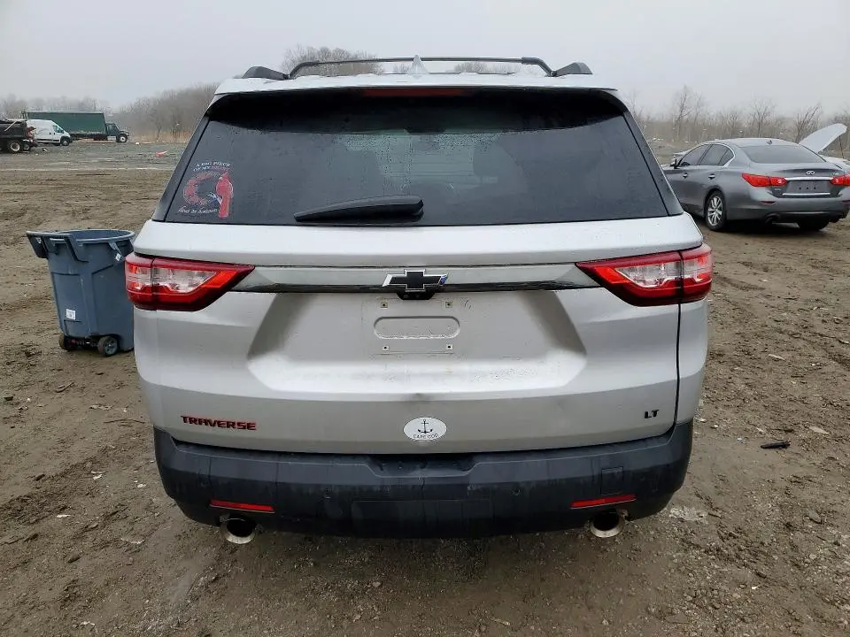 2020 CHEVROLET TRAVERSE LT  