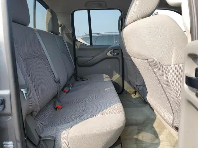 2017 NISSAN FRONTIER S  