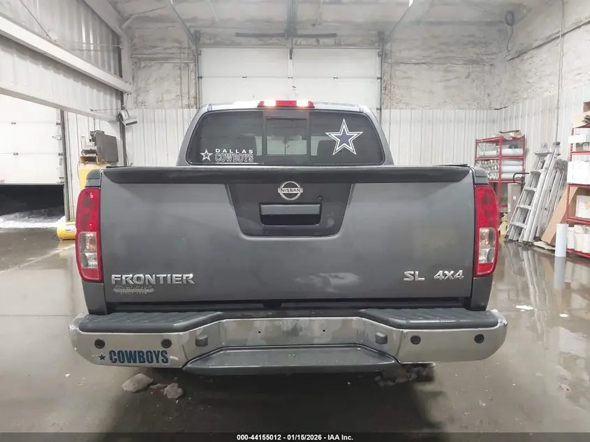 2019 NISSAN FRONTIER SL