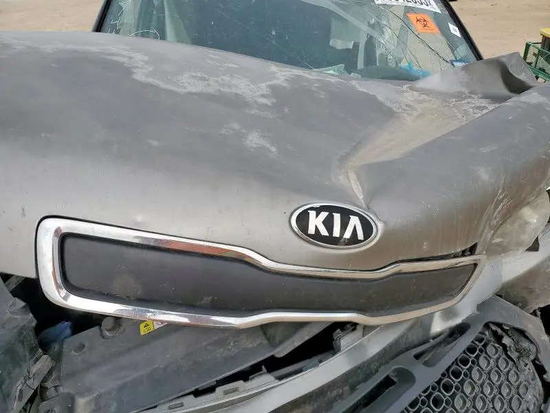 2016 KIA SOUL   