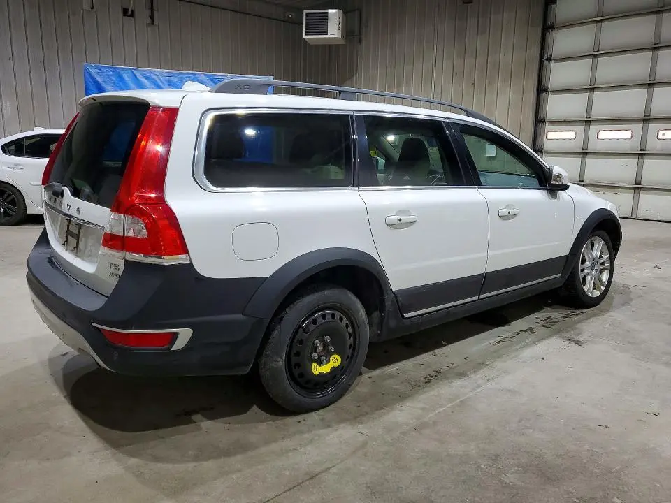 2016 VOLVO XC70 T5 PREMIER  