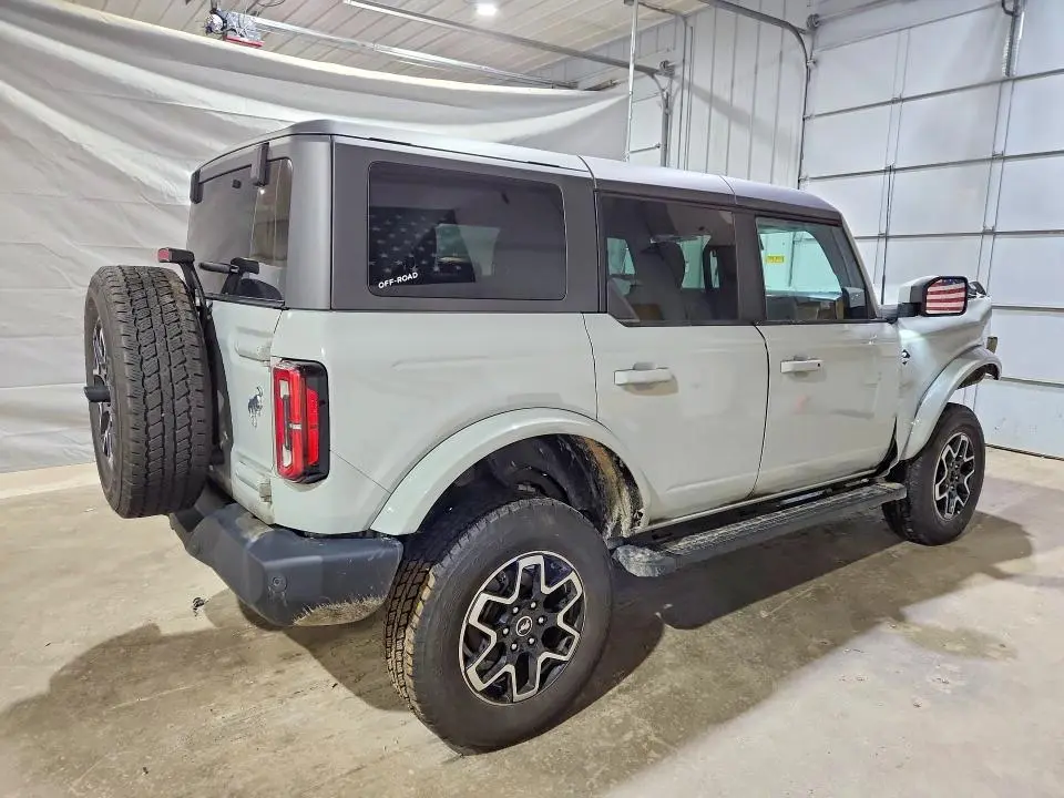 2023 FORD BRONCO BASE  