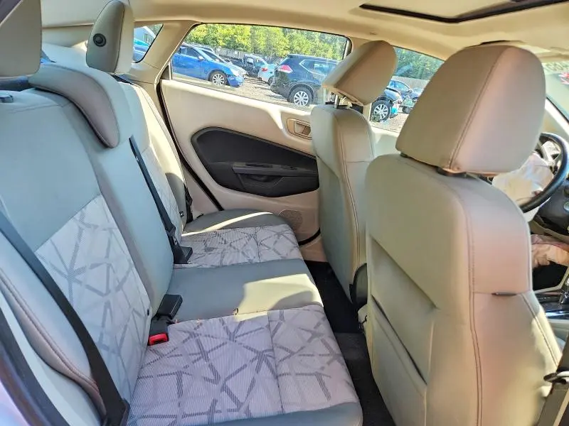 2013 FORD FIESTA SE  