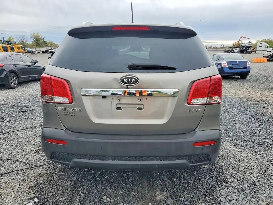 2011 KIA SORENTO EX  