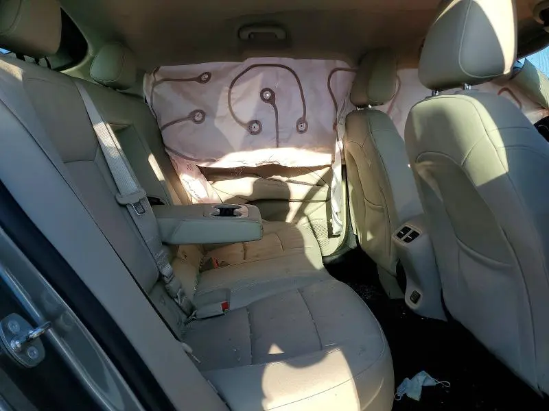 2018 BUICK REGAL ESSENCE  