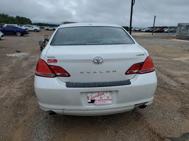 2010 TOYOTA AVALON XL  