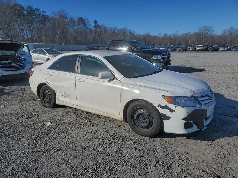 2011 TOYOTA CAMRY BASE  