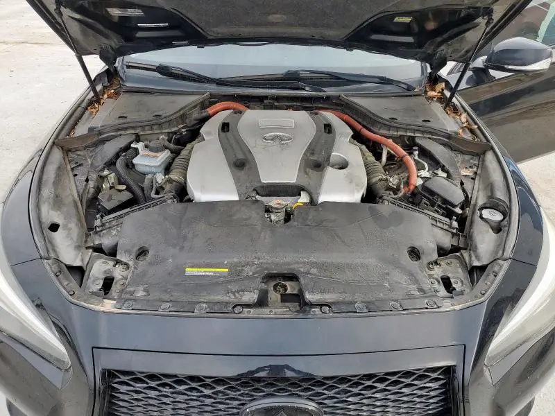 2017 INFINITI Q50 HYBRID
