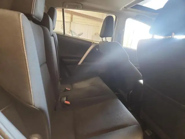 2016 TOYOTA RAV4 XLE  