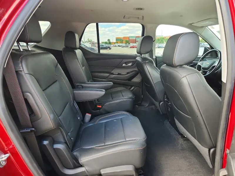 2019 CHEVROLET TRAVERSE LT  