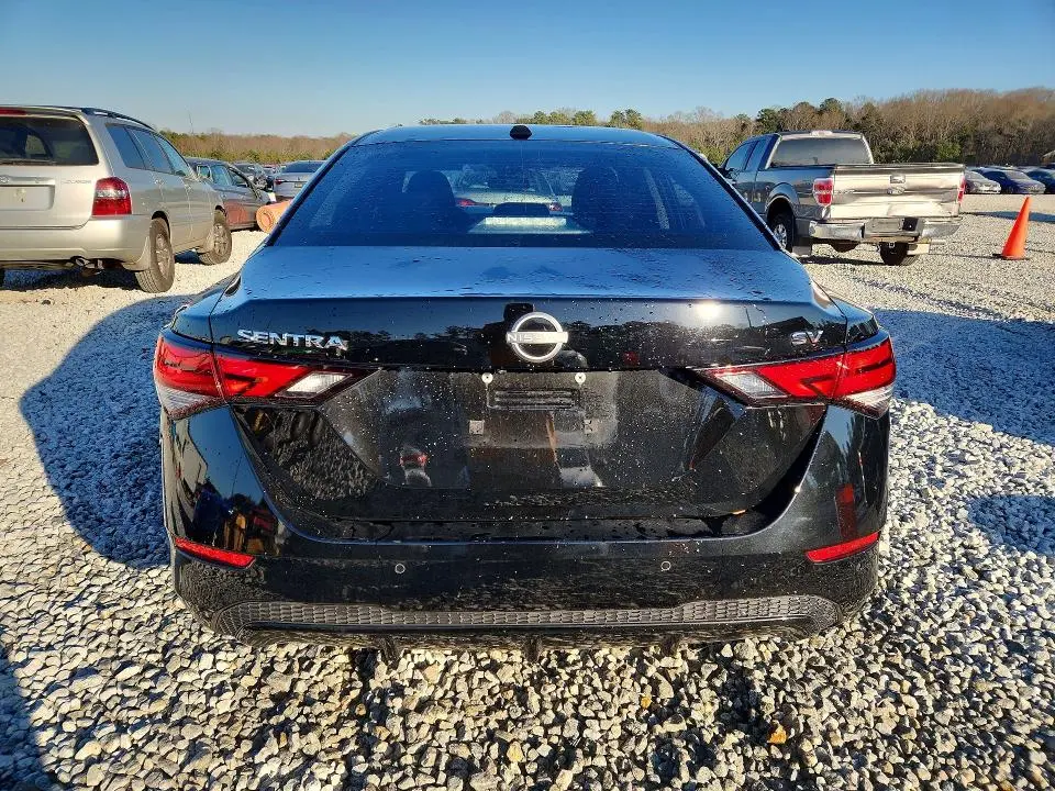 2024 NISSAN SENTRA SV  