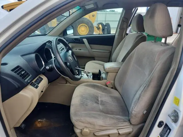 2011 TOYOTA HIGHLANDER BASE  